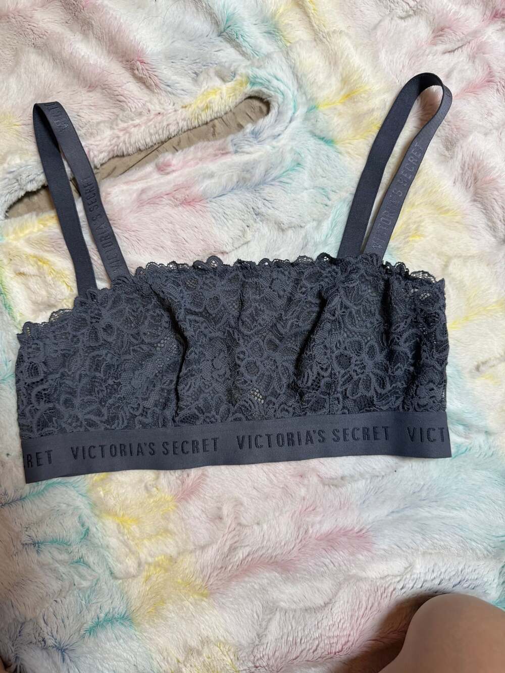 Victoria's Secret black Lace Logo Bralette - Size S